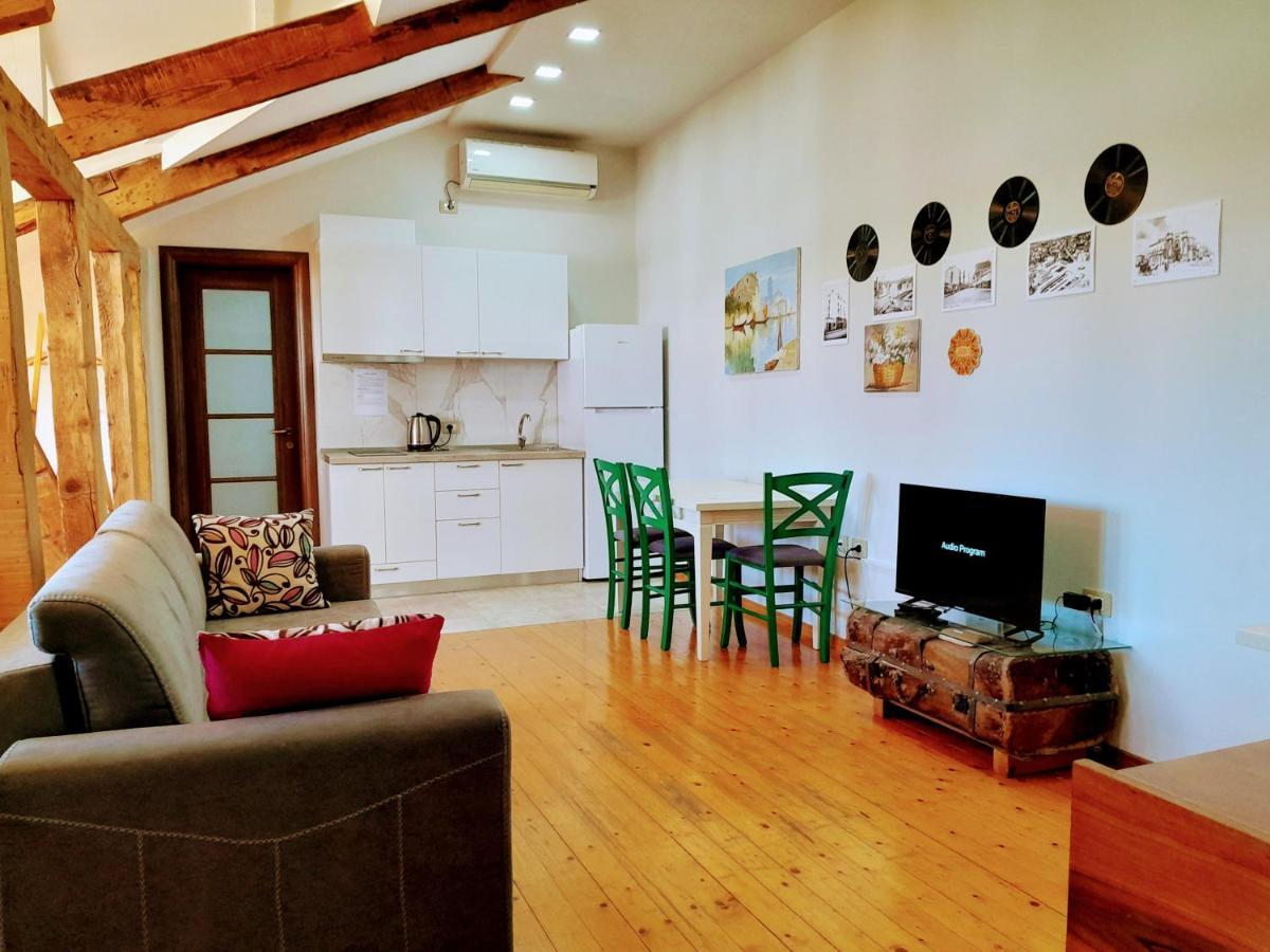 Central Loft Тирана Экстерьер фото